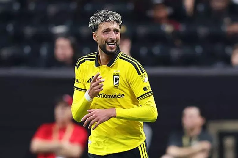 الاتحاد الفلسطيني يساند وسام أبو علي بعد إصابته القوية