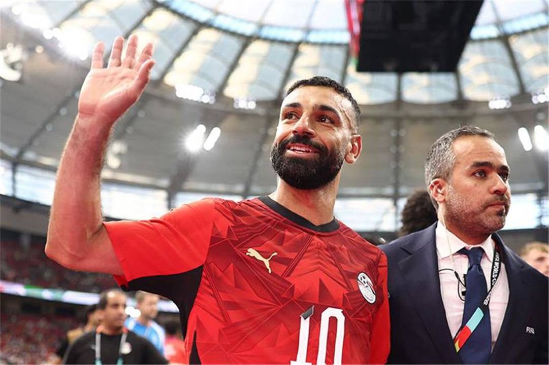 عمولة الوكيل تؤخر حسم انتقال محمد صلاح إلى بشكتاش